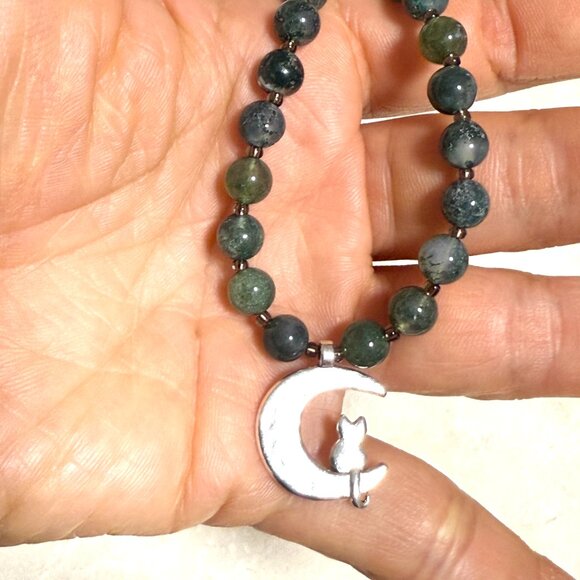 Genuine Gemstone Green Moss Agate Silver Cat on the Moon Beaded Short Necklace - Picture 13 of 13